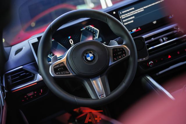 BMW — المقود ولوحة القيادة بعد التنظيف
